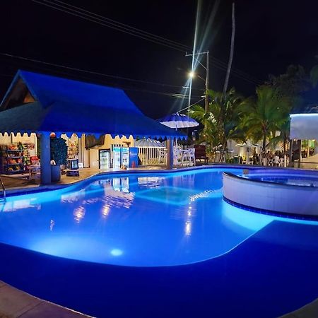 Hotel La Fragata Coveñas Екстериор снимка