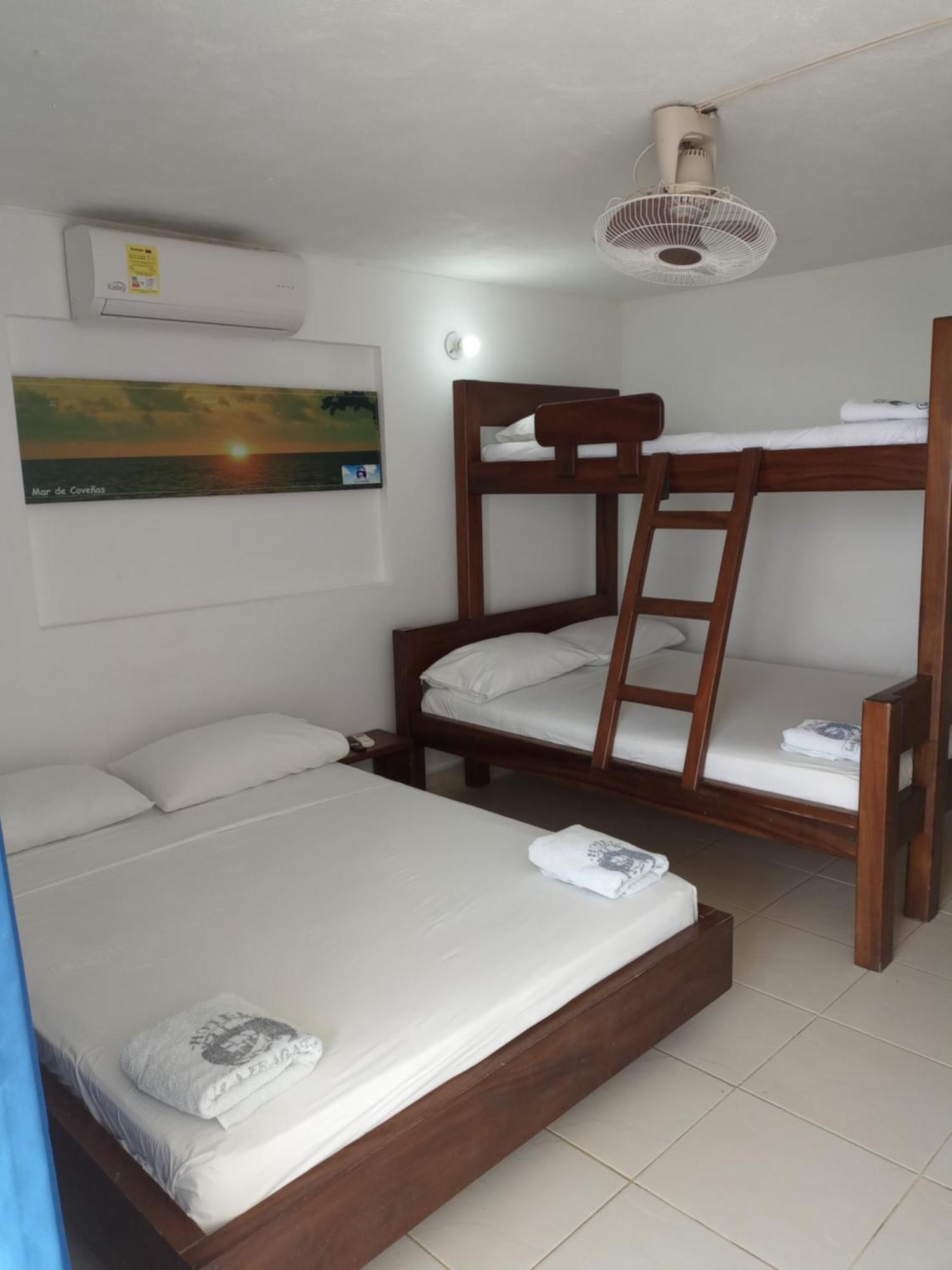 Hotel La Fragata Coveñas Екстериор снимка
