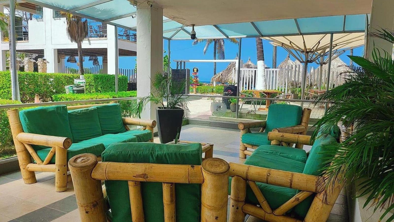 Hotel La Fragata Coveñas Екстериор снимка